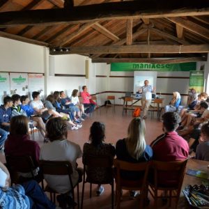 mani tese_campi di lavoro 1